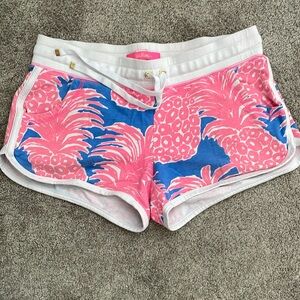 Lilly Pulitzer casual shorts, pineapple print, size small